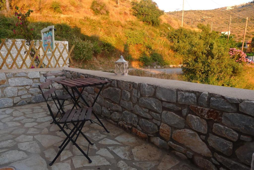 Kourmas Suites Лимени Номер фото